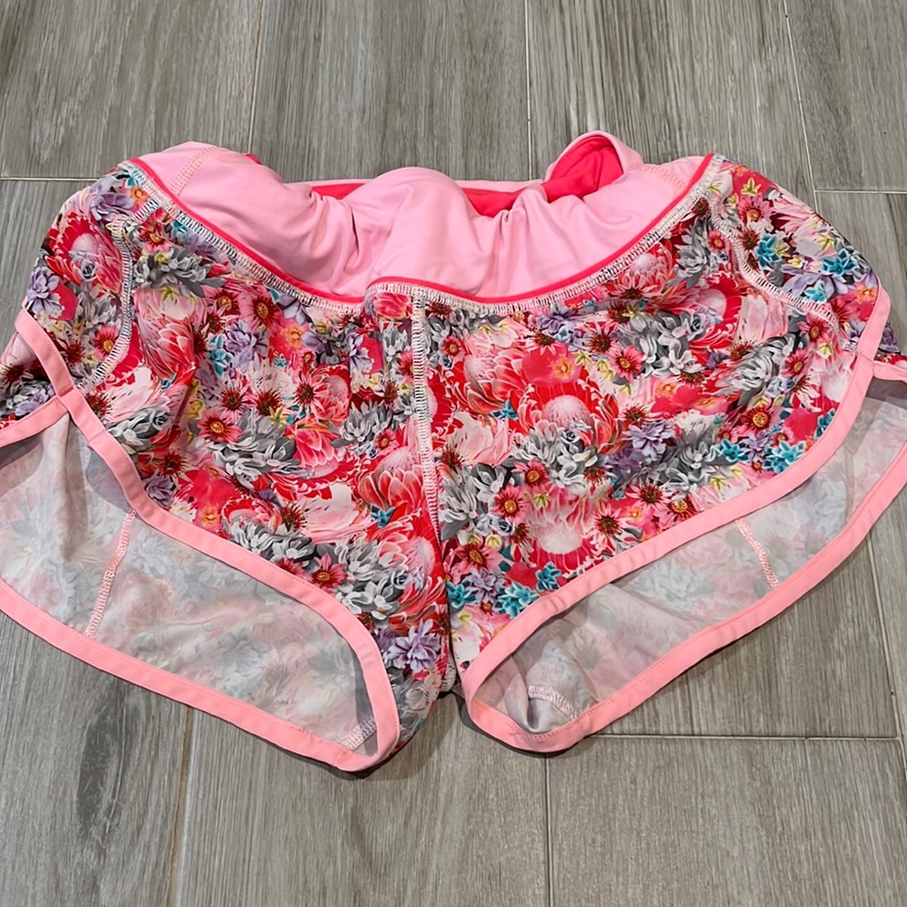 Lululemon floral print speed ups